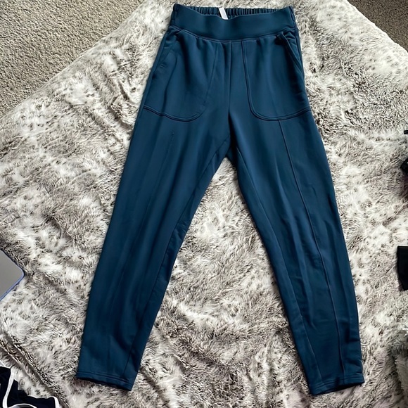 FABLETICS Joggers - Picture 1 of 4